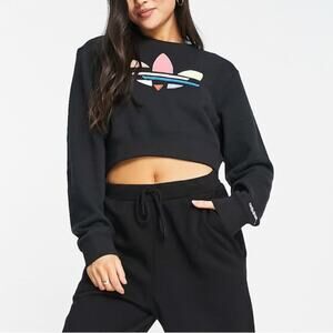 adidas Originals adicolor bold cropped sweatshirt in black SMALL